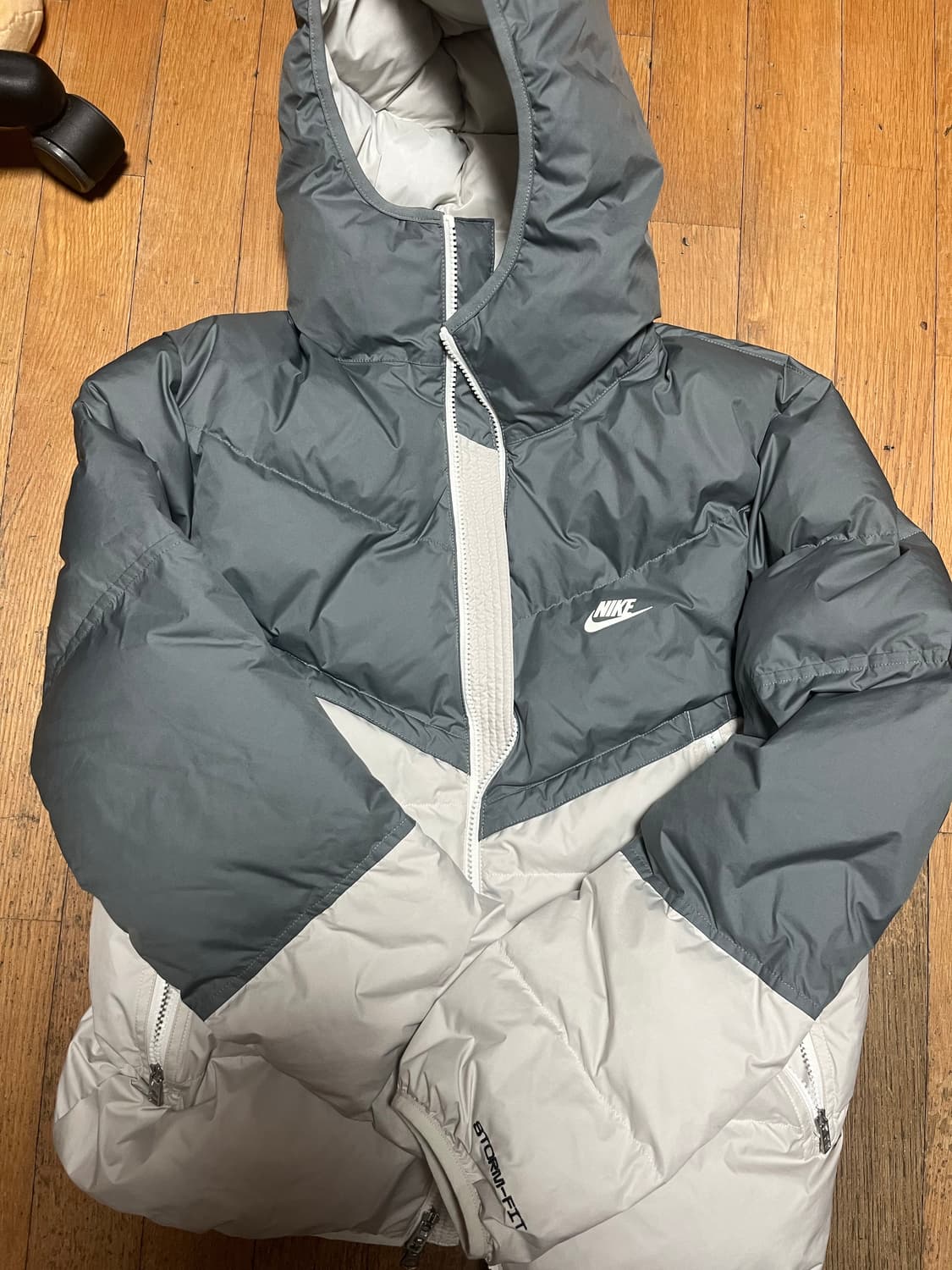 나이키 스톰핏 패딩  상품이미지3