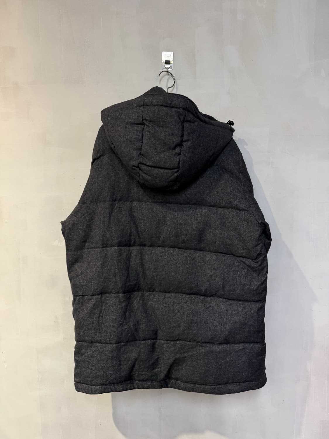 아디다스 챠콜 패딩 상품이미지4