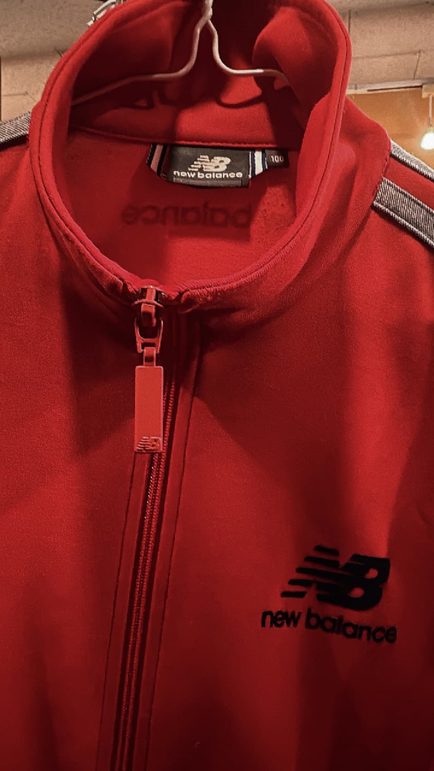 뉴발란스 빨간색 트랙탑 져지 상품이미지2
