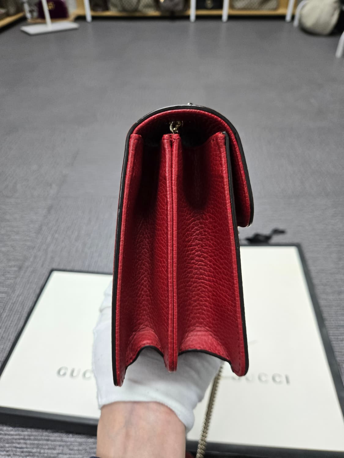 [특가][정품] 구찌 인터로킹 레드 숄더백 상품이미지4