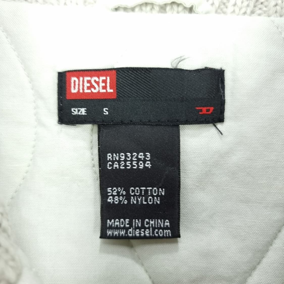 [디젤] Y2K 빈티지 하이넥 패디드 코트 P01393 상품이미지8