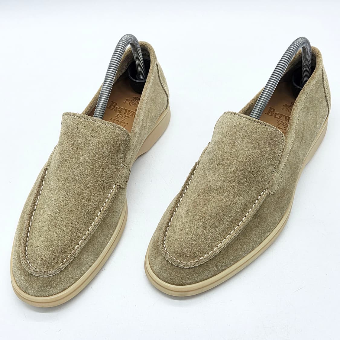 버윅 5542 스웨이드 로퍼 베이지 (41) 상품이미지1