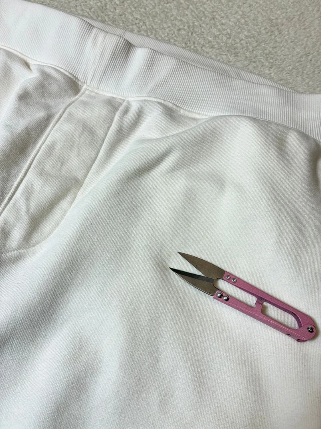 cp컴퍼니 20ss 렌즈 와펜 조거 스웻 팬츠 PN7782 상품이미지5