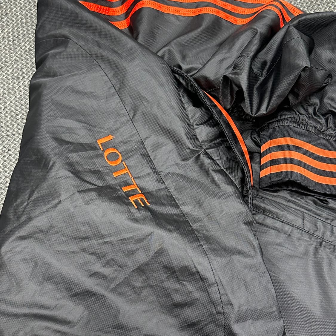 아디다스 레어템 롯데자이언츠 점퍼 105 상품이미지8