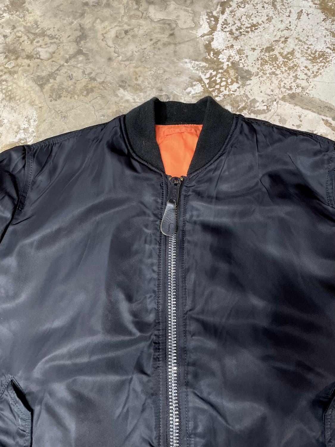 Alpha Industries MA-1 Bomber Jacket 상품이미지3