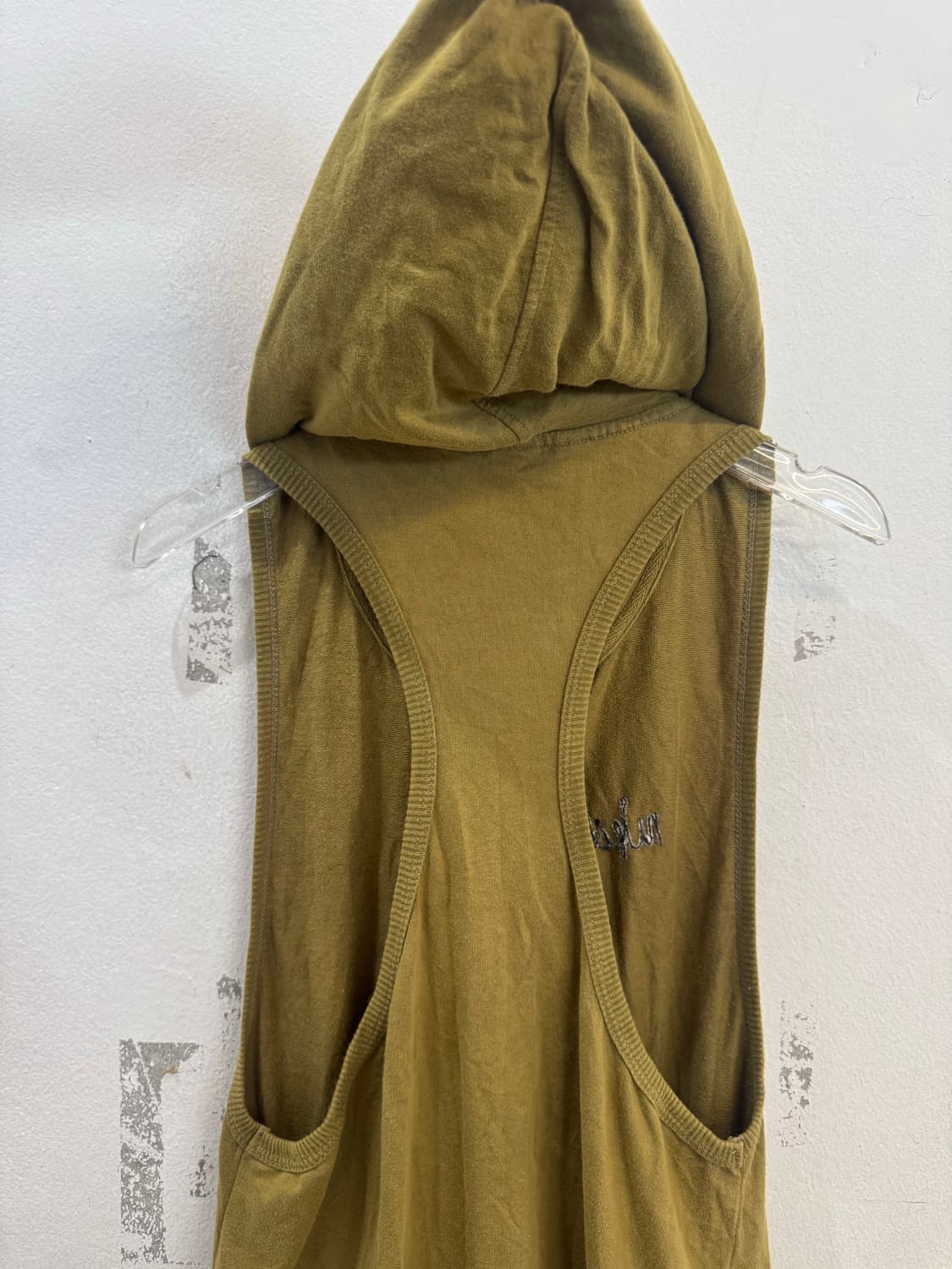 NIKITA Khaki Hood Zipper Vest 상품이미지6