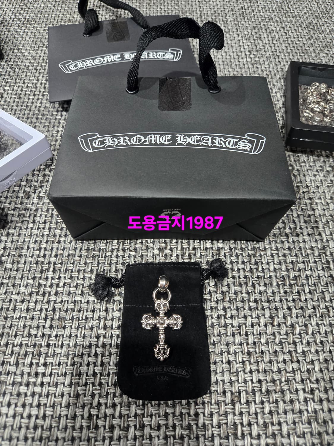 크롬하츠 필리그리 xs위드베일 펜더트 상품이미지1