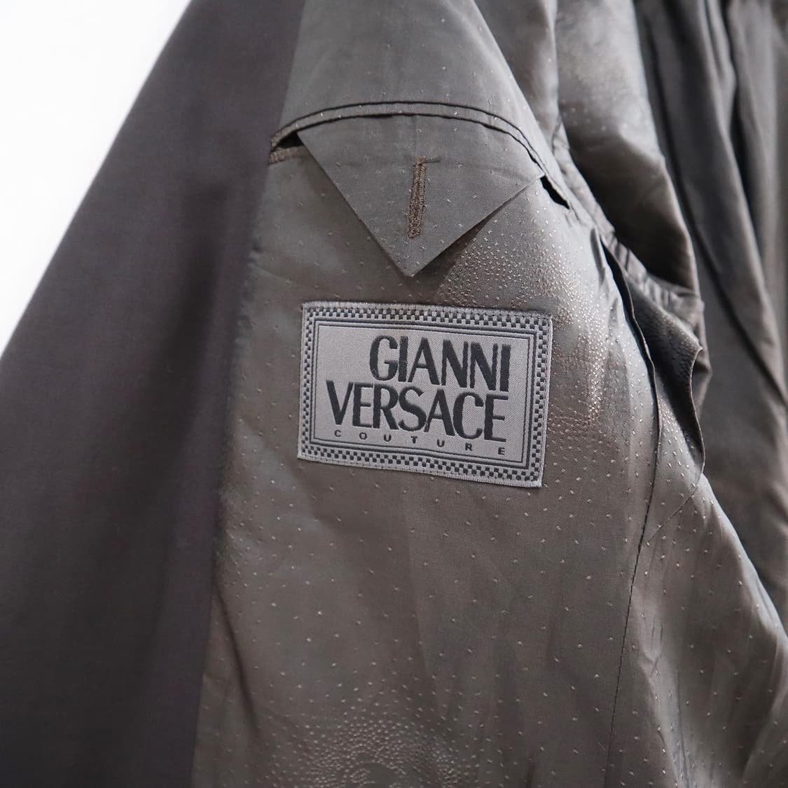 지아니베르사체 레이온 2B 블레이져 상품이미지7