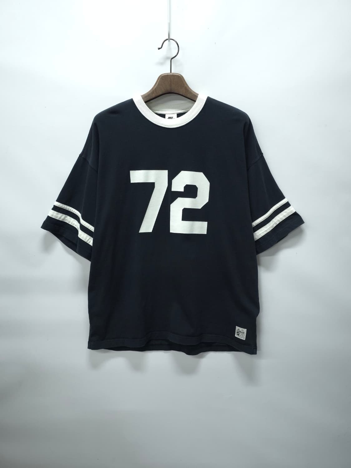 나이키 NSW 72 빅로고 링거 풋볼 반팔 티셔츠 (~110) 상품이미지1