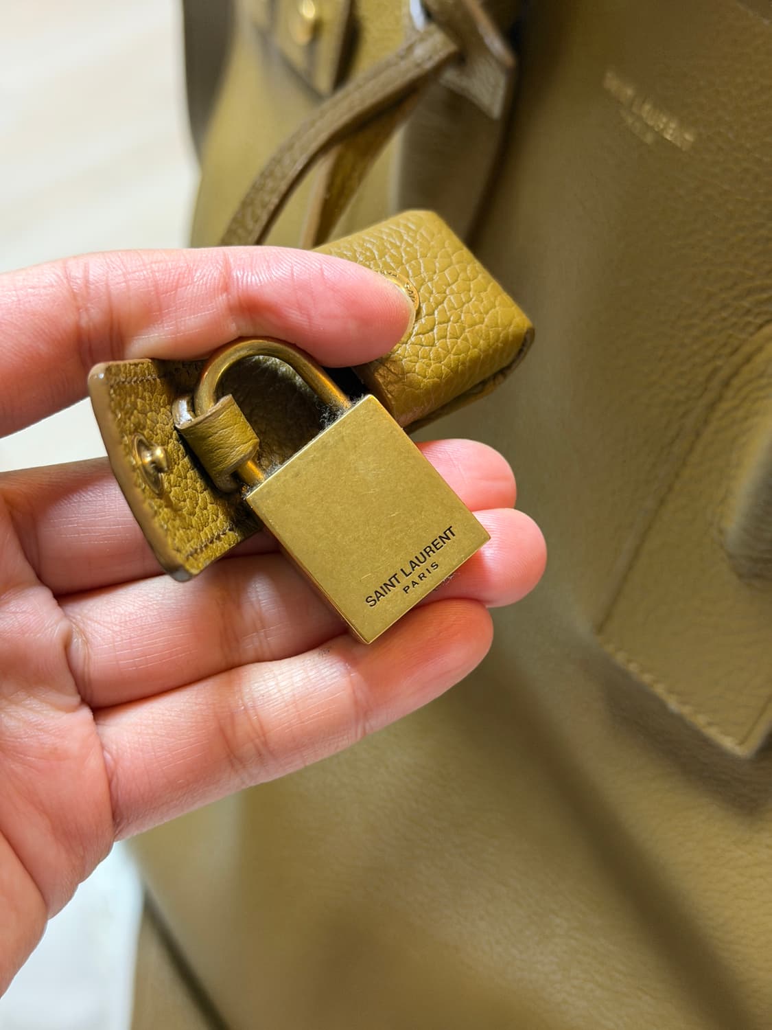 생로랑 삭 드 주르 올리브그린 상품이미지9