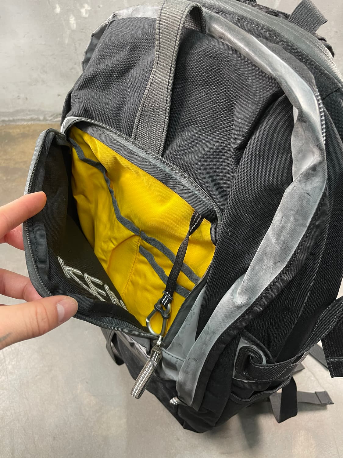 킨 엘 우드 백팩 상품이미지3