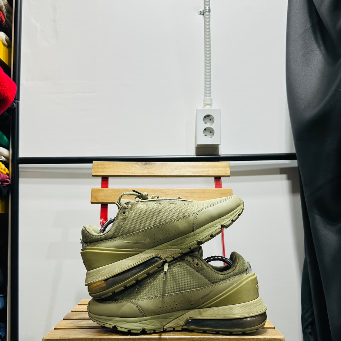 280) 나이키 운동화 남성 남자 신발 에어 맥스 펄스 뉴트럴 올리브 상품이미지7