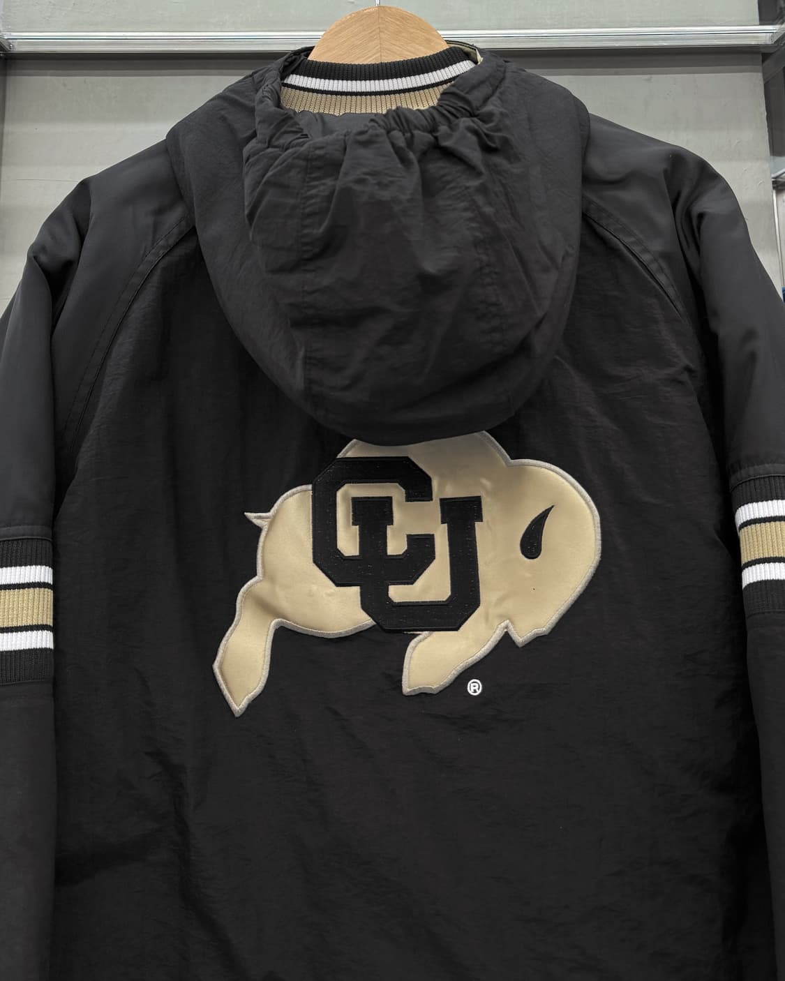 스타터 00s 콜로라도 버팔로스 크링클 아노락 점퍼 블랙 상품이미지8