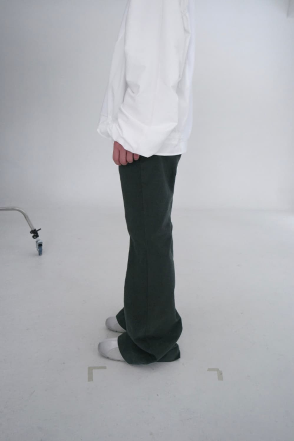 에프터먼데이 warm boots-cut cotton pants 상품이미지3