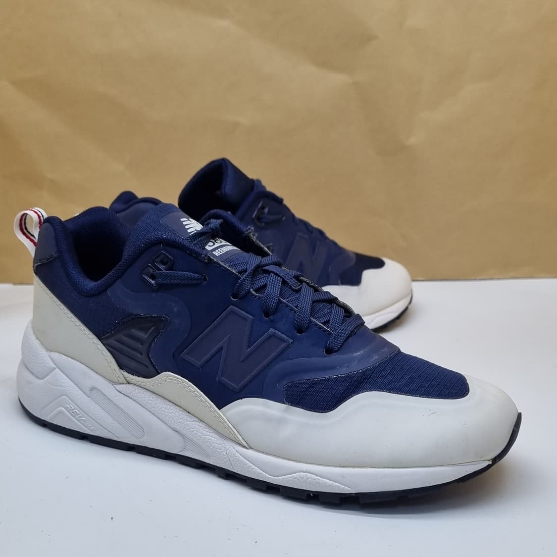 뉴발란스 580 운동화245. 상품이미지1