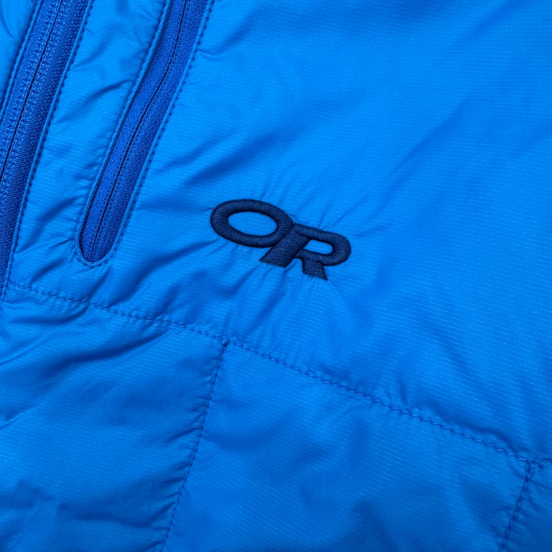 M(100) 아웃도어리서치 니오플룸 자켓  상품이미지4