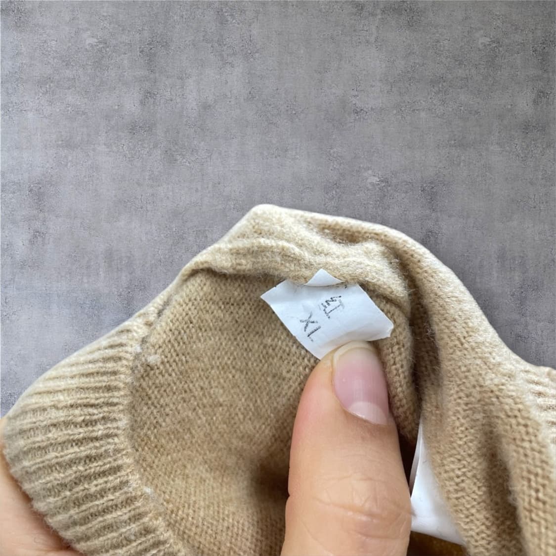 꼼데가르송 PLAY 베이지 블랙하트 와펜 브이넥 가디건 XL 상품이미지10