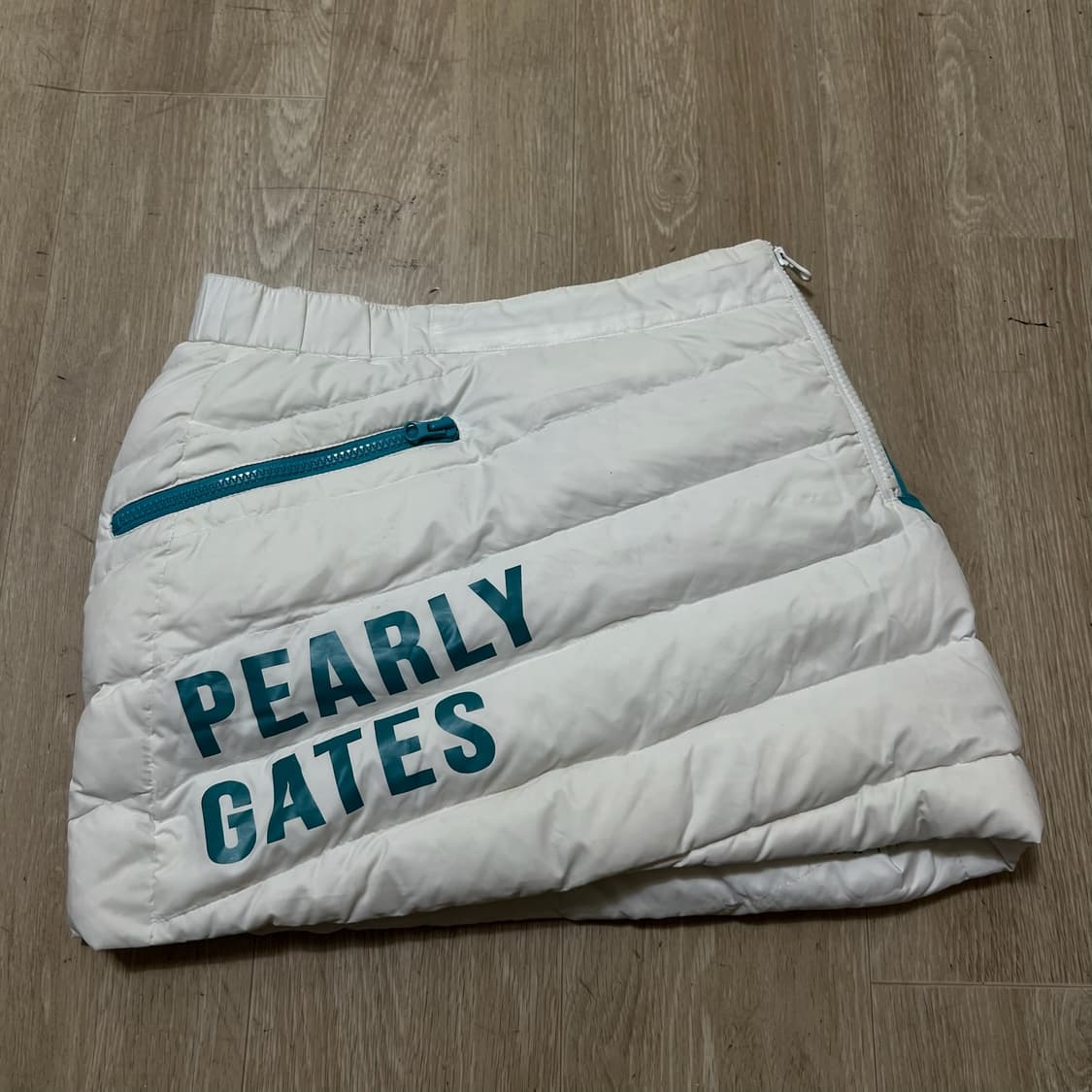 파리게이츠 여성 겨울 패딩 골프치마 0사이즈  상품이미지3