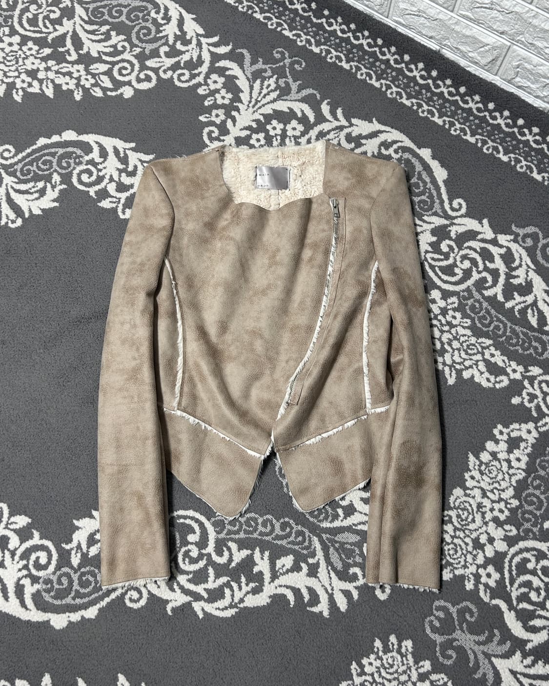 드레이프 크롭 퍼 자켓 상품이미지5