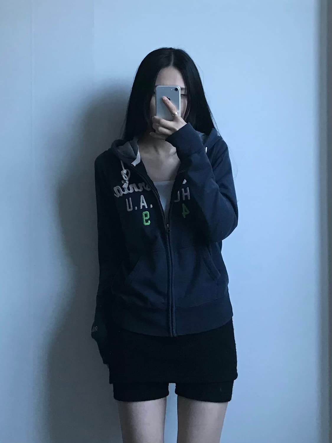 후아유 y2k 와투케 네이비 후드집업 상품이미지1