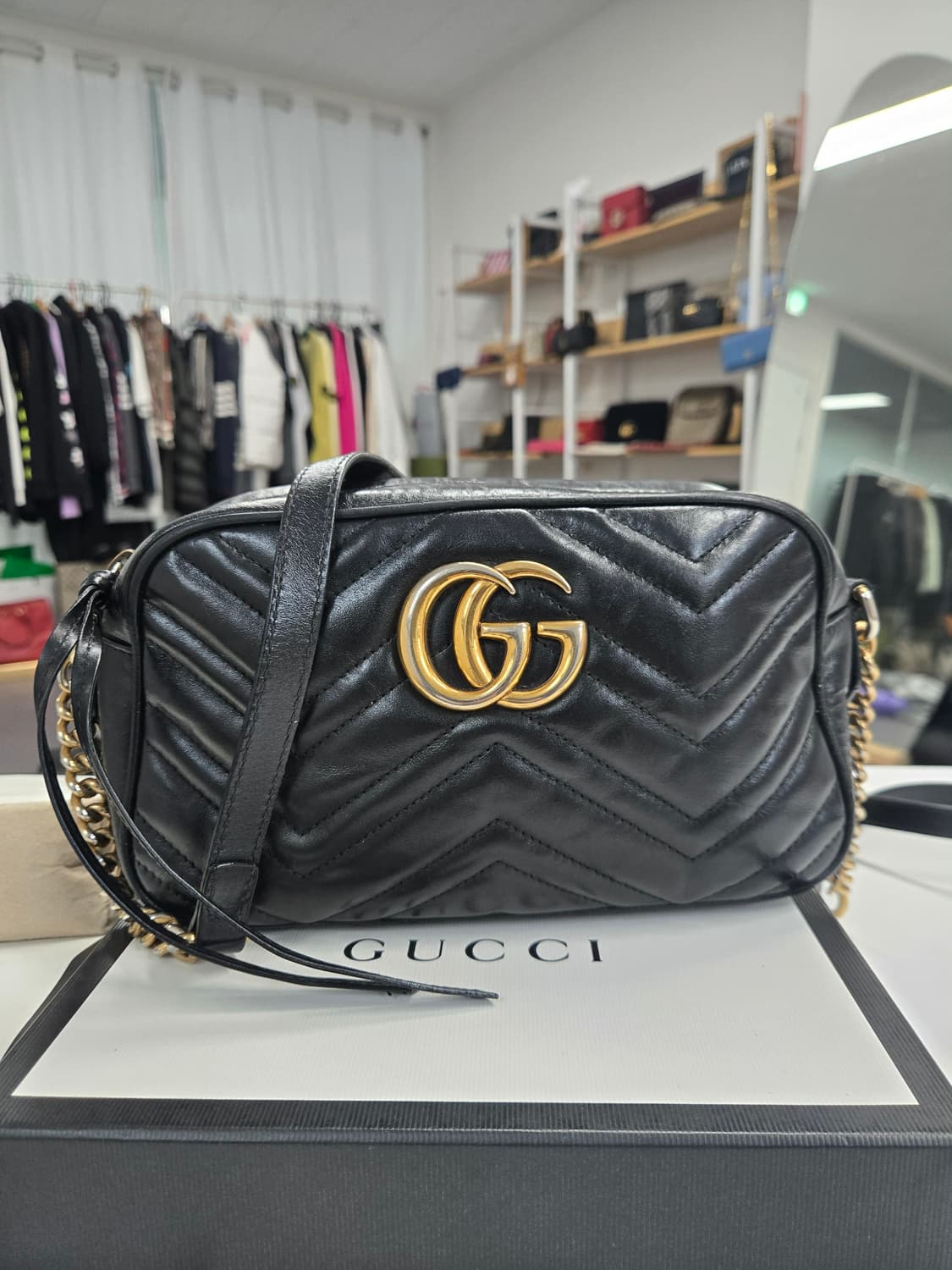 [50%세일] 구찌 마몬트 카메라백 상품이미지1