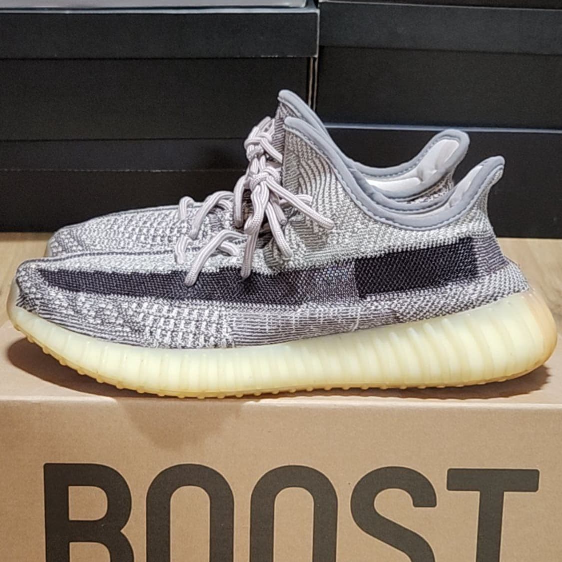 아디다스 275 이지부스트 자이온 350V2 시온 상품이미지1