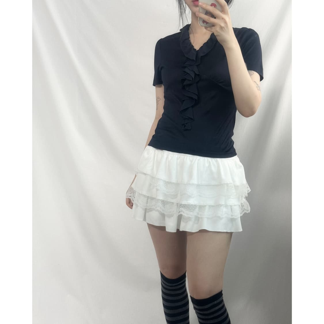 러플 디테일 탑 상품이미지1