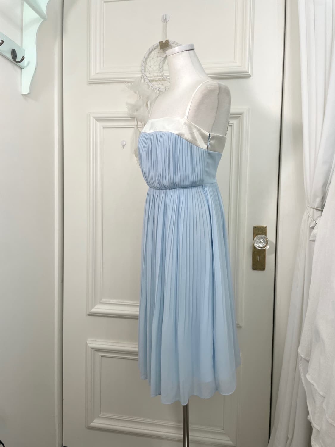 sky blue pleats satin point opc(size-7) 상품이미지2