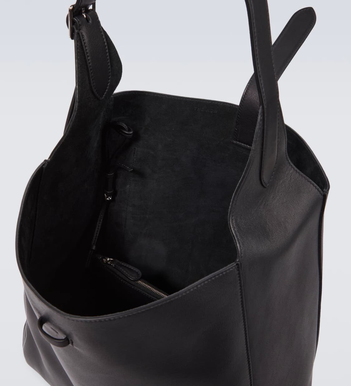 헤일리 비버 착용) 더로우 블레이크 레더 호보백 블랙 상품이미지4