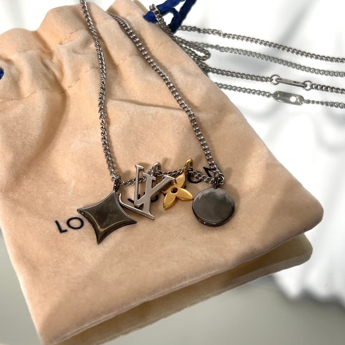 루이비통 인스팅트 목걸이 상품이미지2