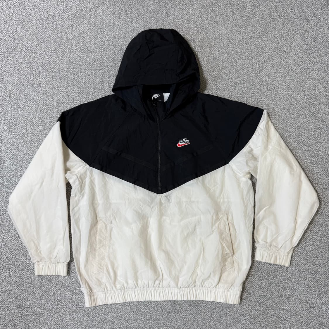 [정가 15만원] 나이키 헤리티지 아노락 바람막이 상품이미지1