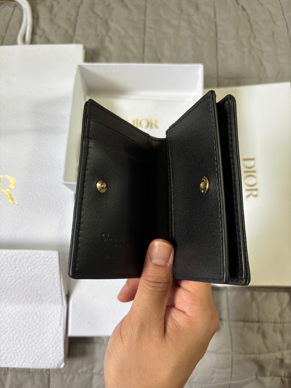 디올 레이디 카드지갑 블랙 램스킨(새상품) 상품이미지4
