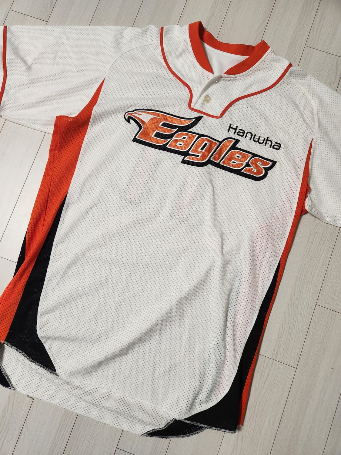 한화 이글스 유니폼 (김광수)

사이즈 줄자 사진 참조

여러 중고사이트 상품이미지1