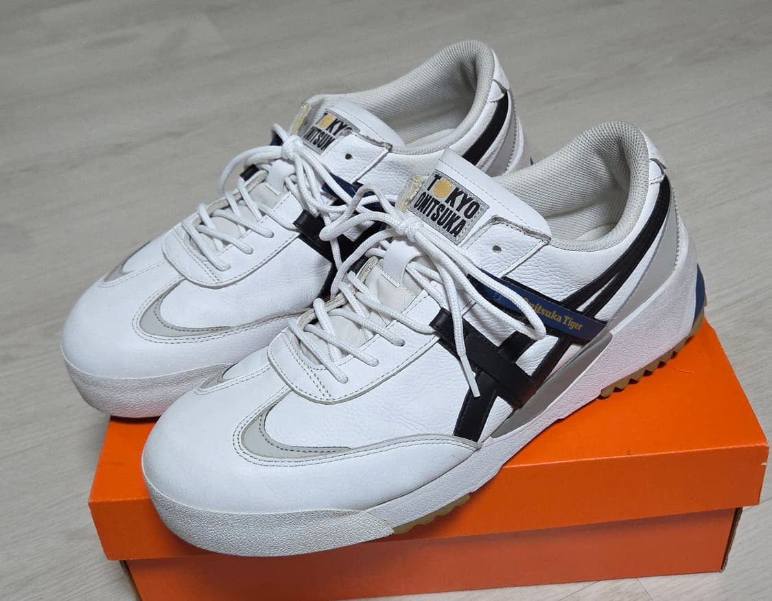 오니츠카타이거 델리게이션 스니커즈 상품이미지1