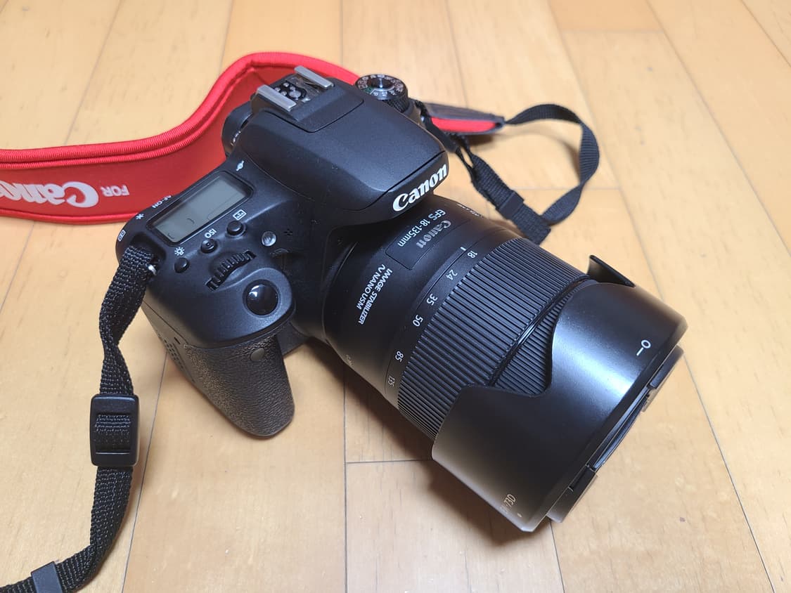 캐논 77d + 18 135 usm 2천컷 미만, 바로 사용 직거래 네고 상품이미지5