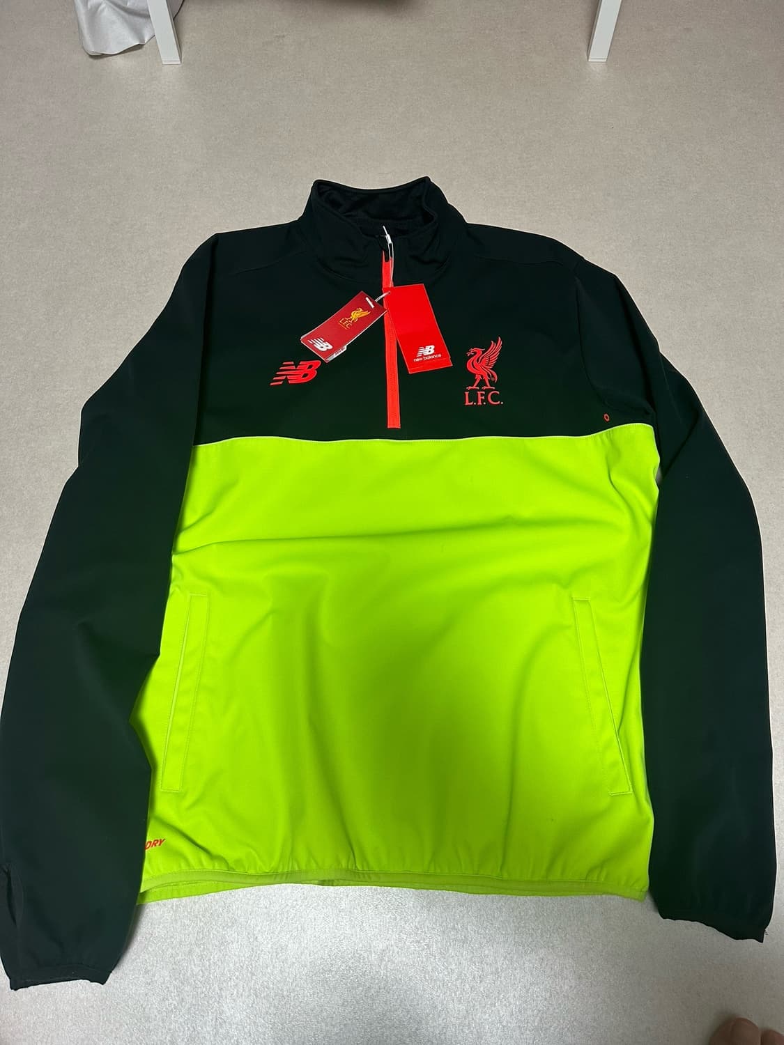 리버풀 뉴발란스 하프집업 상품이미지1