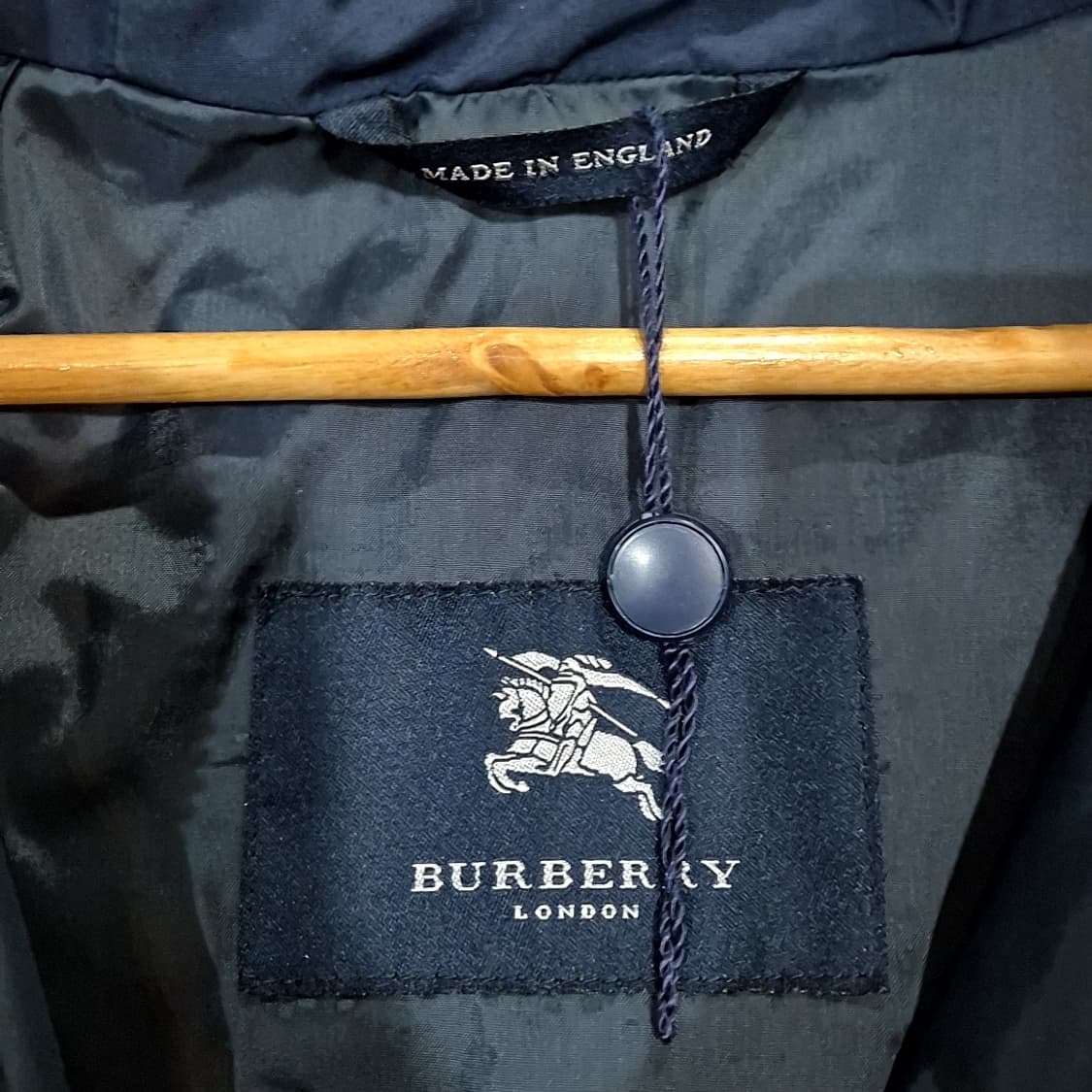 버버리 빅로고 풀오버 아노락  상품이미지5