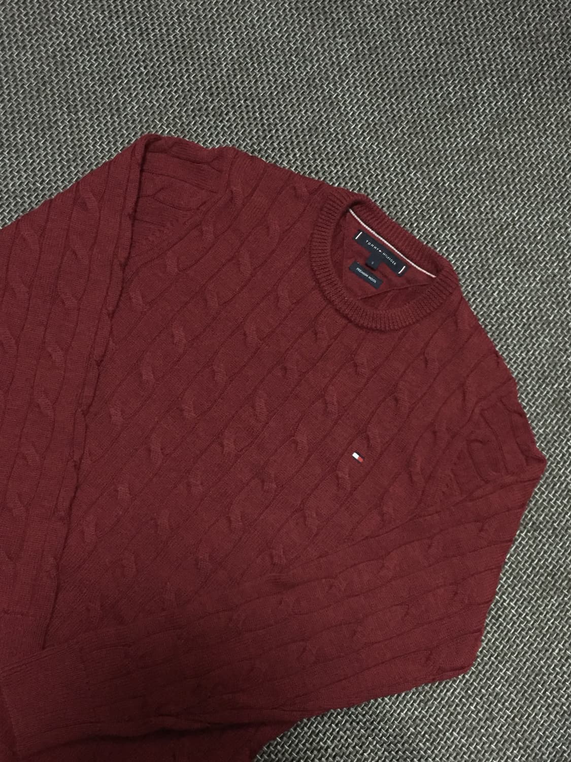 타미힐피거 버건디 케이블 니트 상품이미지3