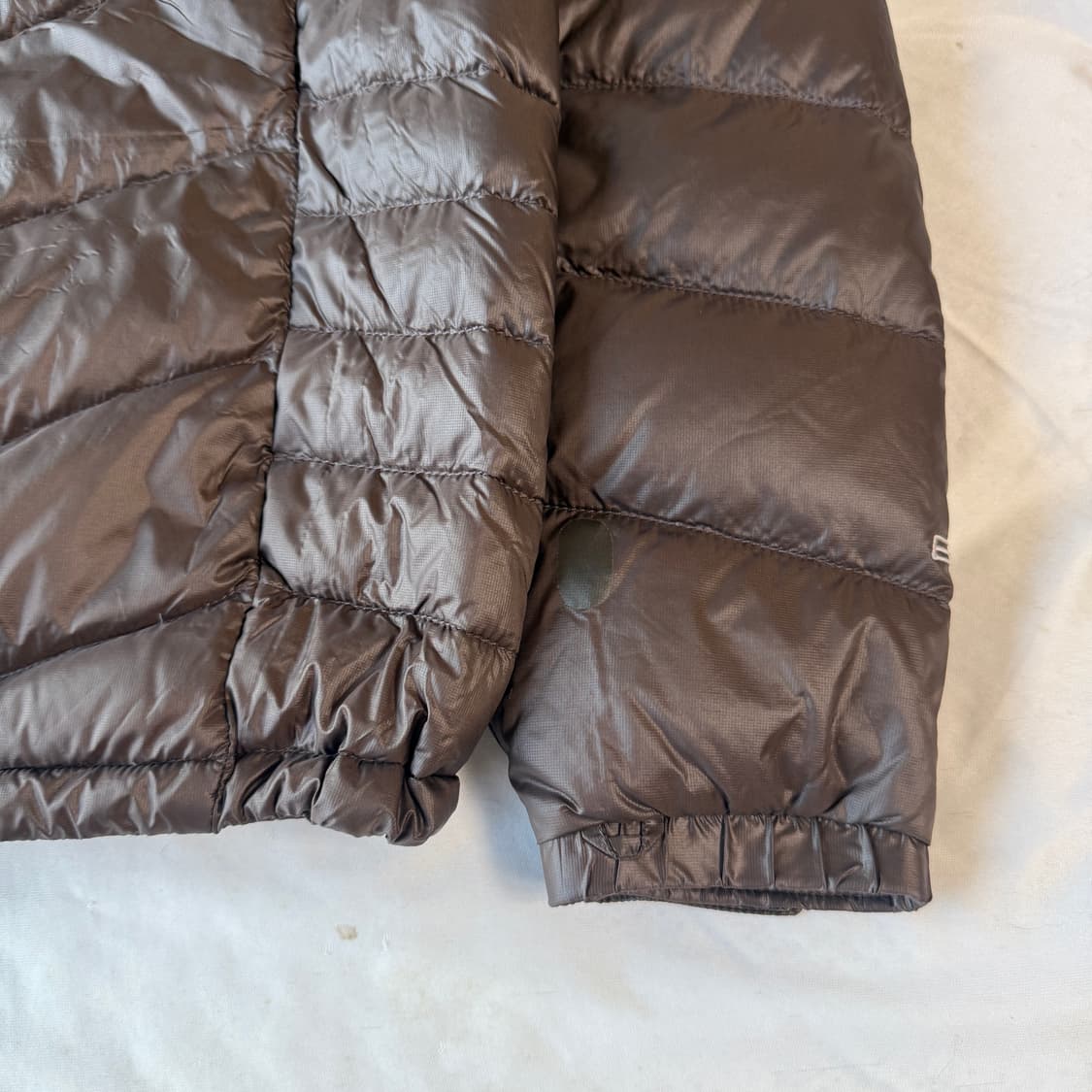 몽벨 고프코어 800필 구스다운 경량패딩 XL 상품이미지8