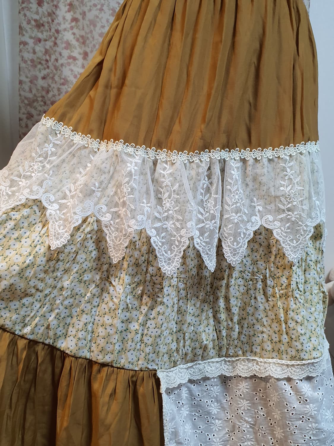 [모리걸] 레이스 패치워크 플라워 롱 스커트 상품이미지6