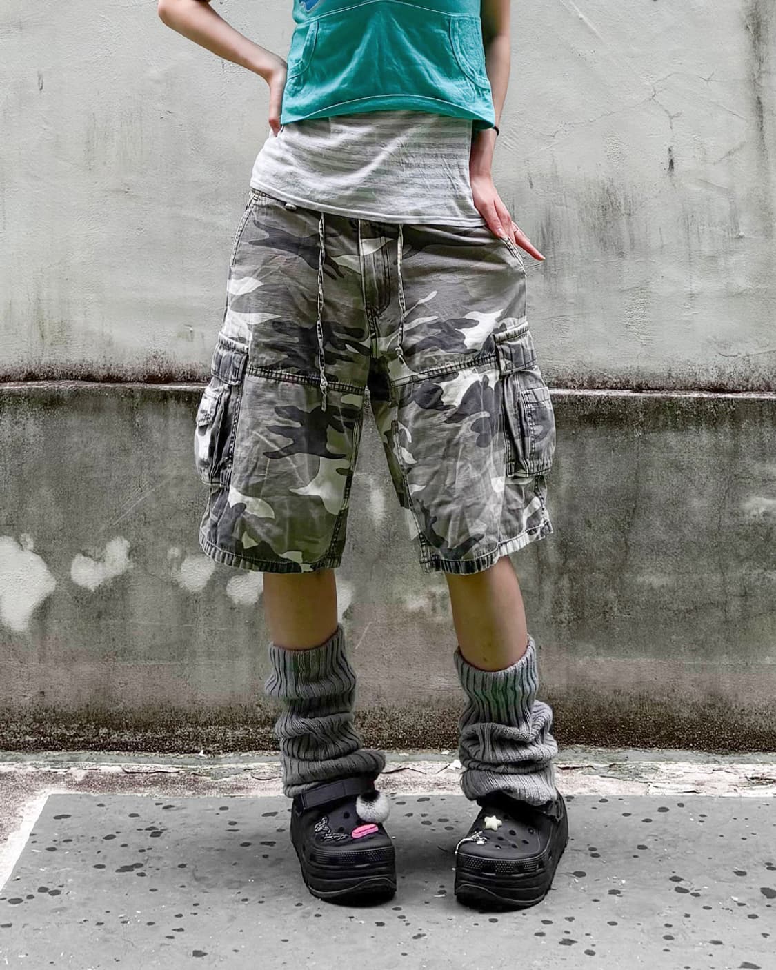Y2K Camo Cargo Bermuda pants 상품이미지1