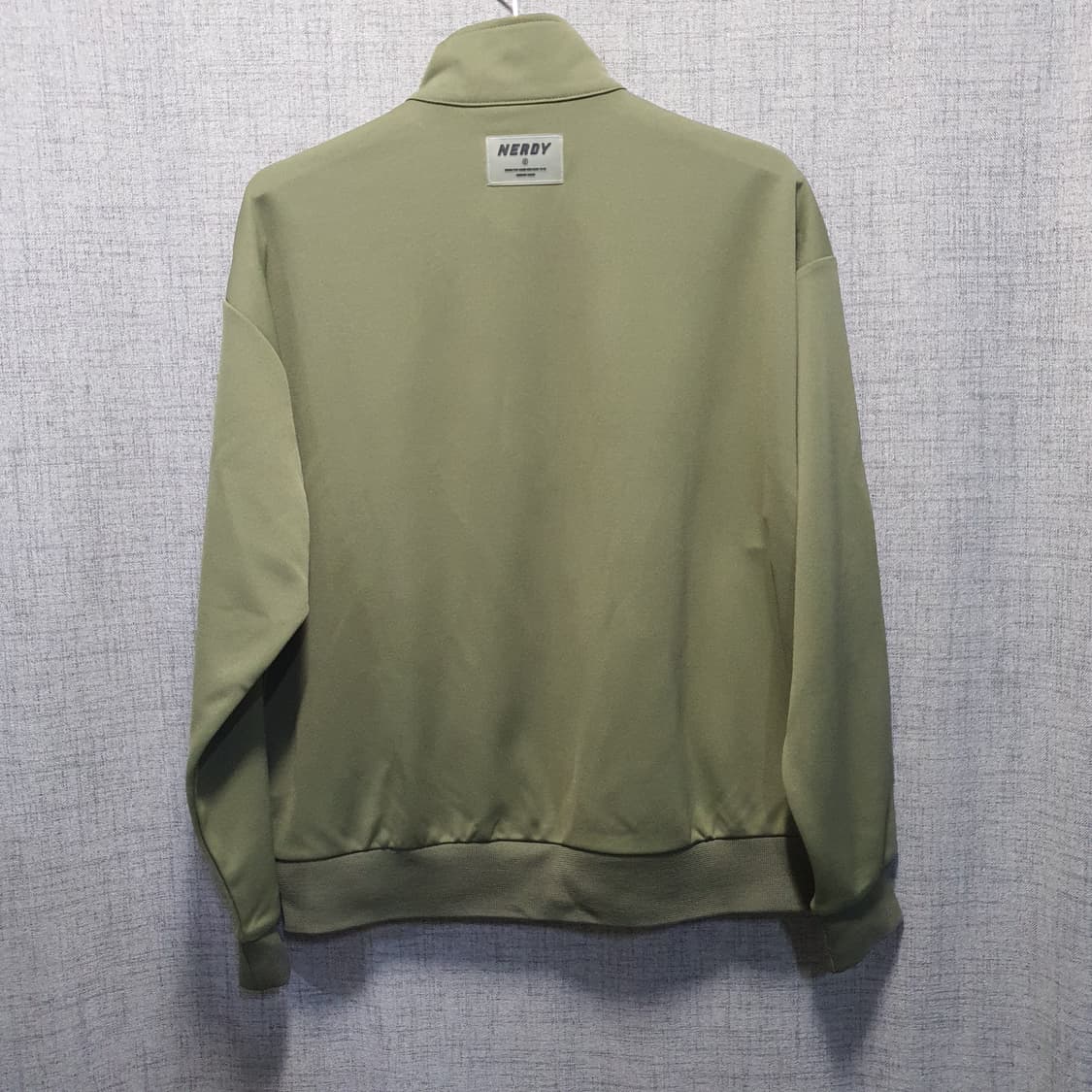 널디 그라데이션 트랙탑 카키 세트  상품이미지4