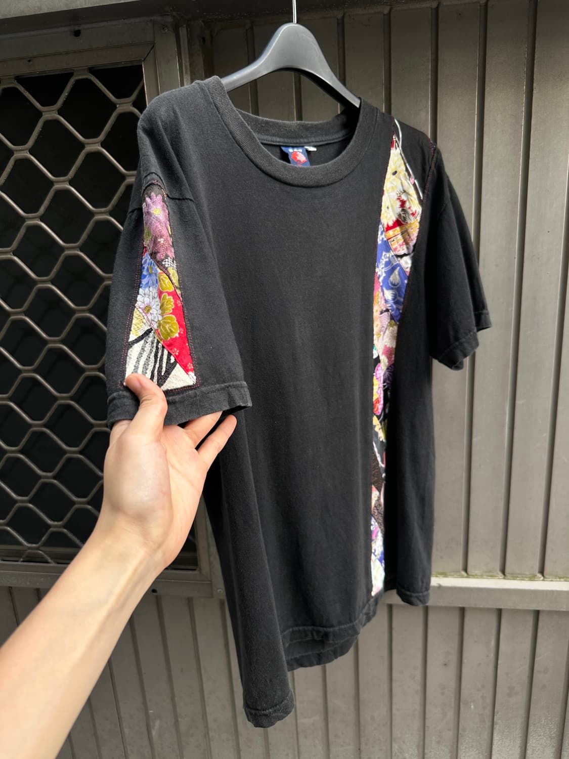 Japanese vintage embroidery tee 상품이미지3