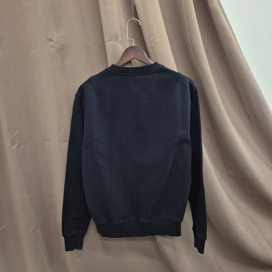 아미 스몰 하트 로고 맨투맨 S 상품이미지4