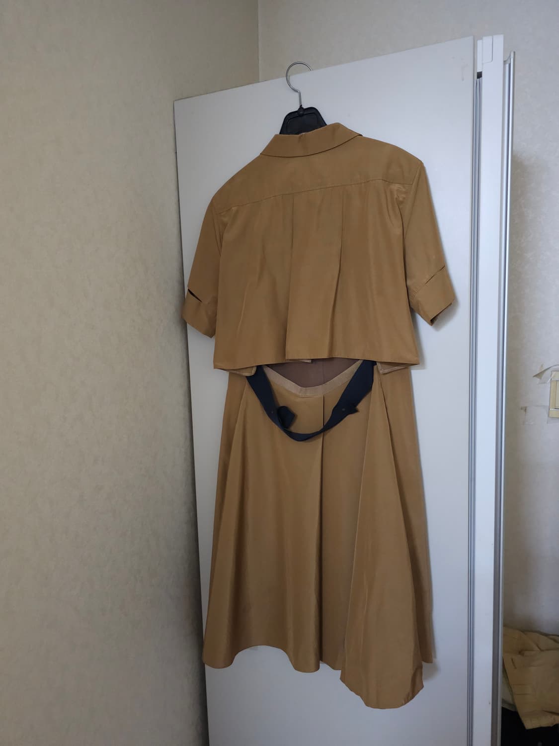 마인 뒷트임 미디원피스 상품이미지6
