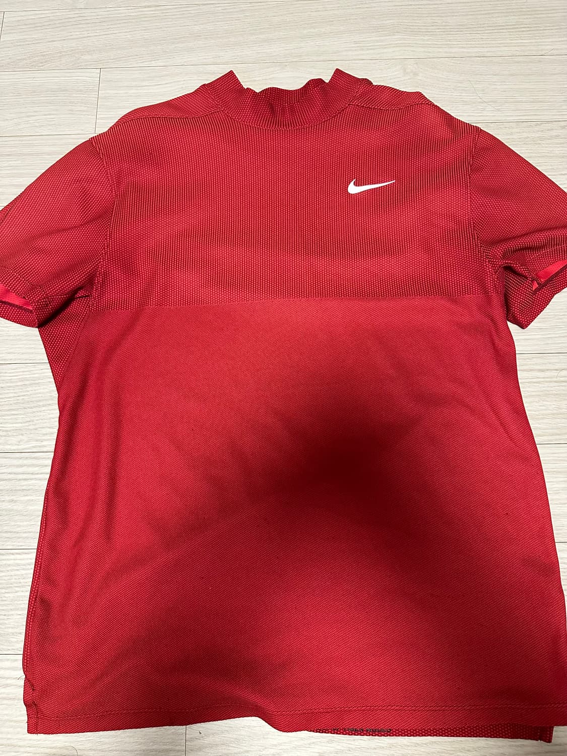 (XL) 나이키골프 타이거우즈 모크넥 골프 반팔티 상품이미지1