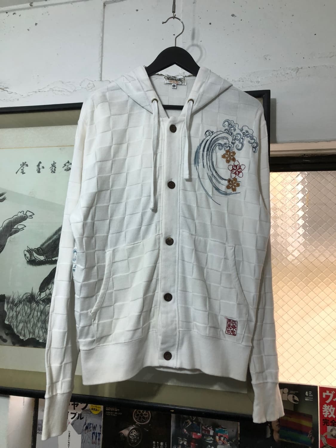 카라쿠리 타마시 체커보드 koi 자수 후디 상품이미지2