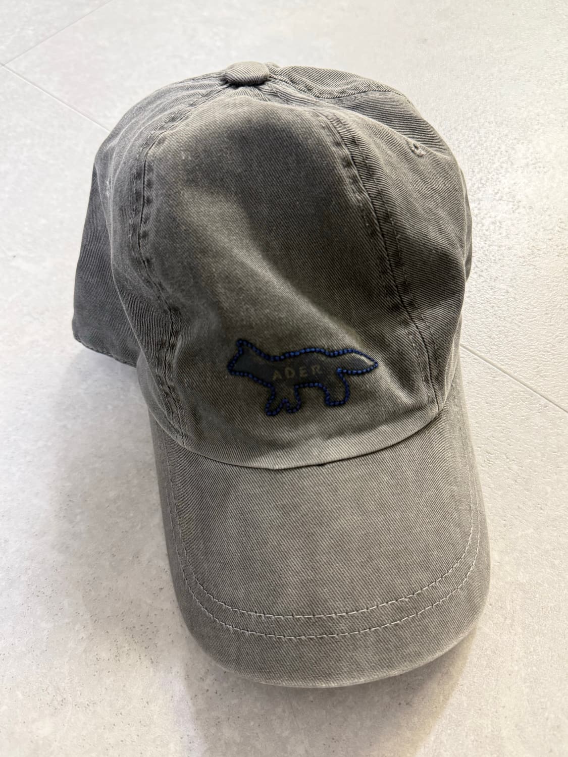 아더에러 메종키츠네 볼캡 상품이미지2