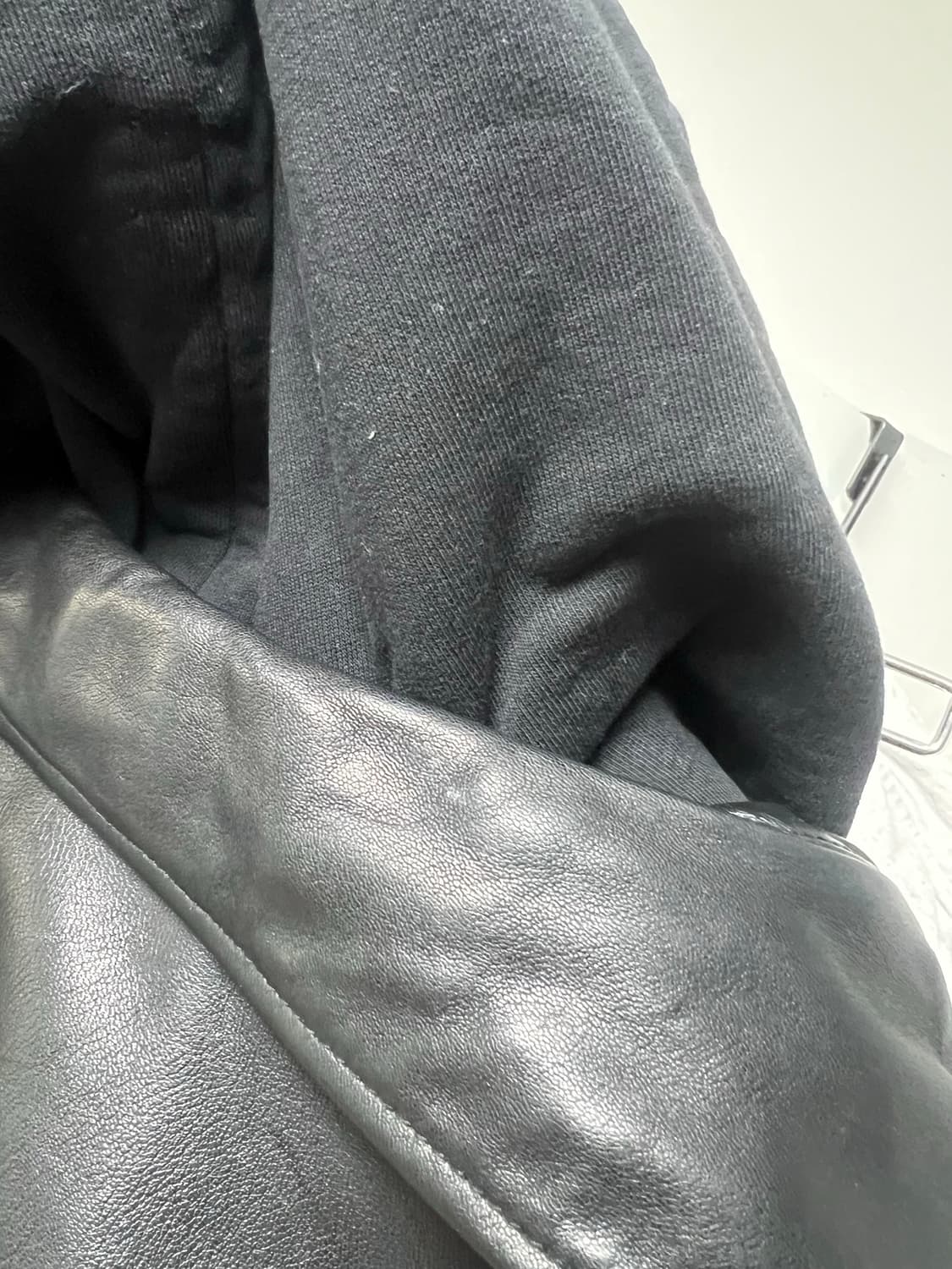 올세인츠 후드탈부착 레더자켓 상품이미지3