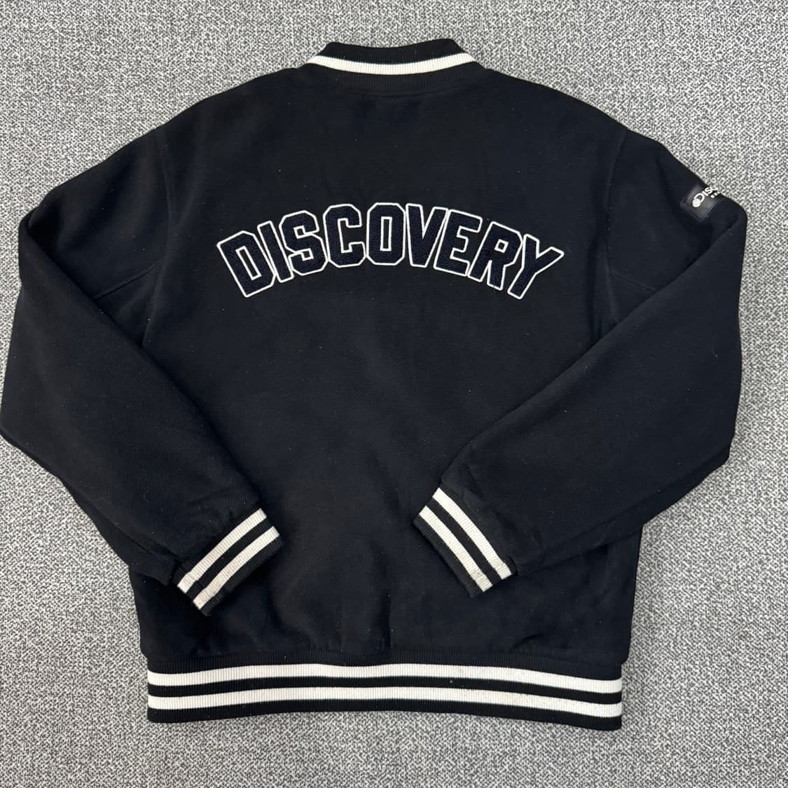 디스커버리 익스페디션의 바시티 자켓 상품이미지2